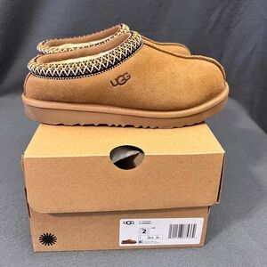 UGG Tasman Slippers chestnut size 2
